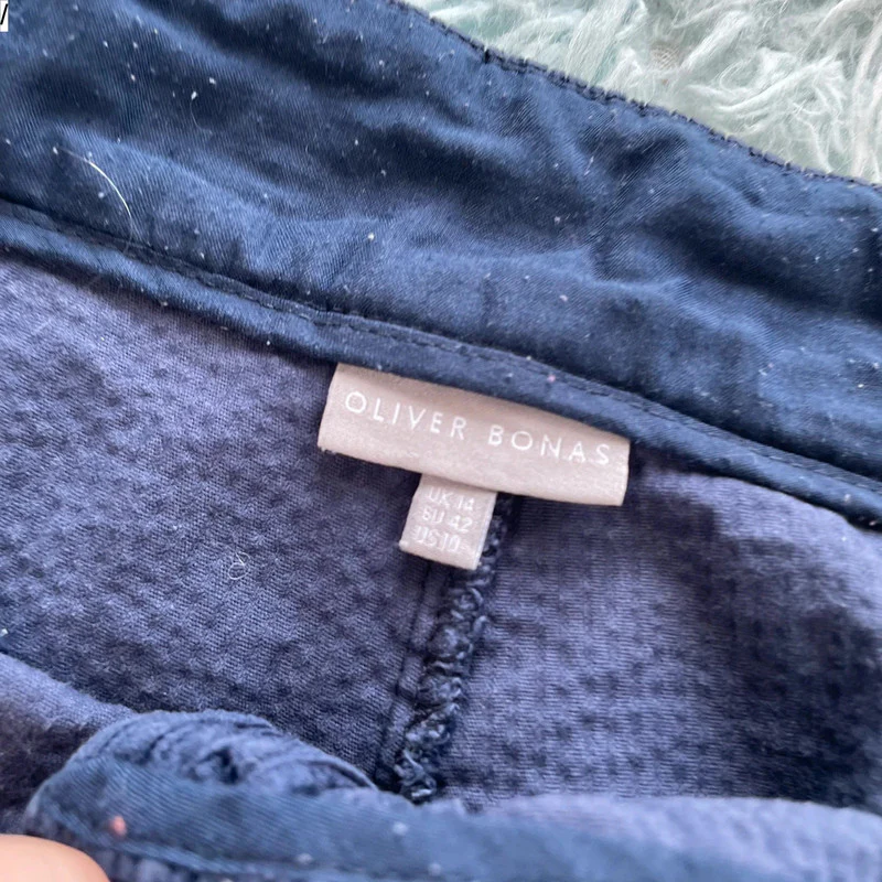 Thumb 4